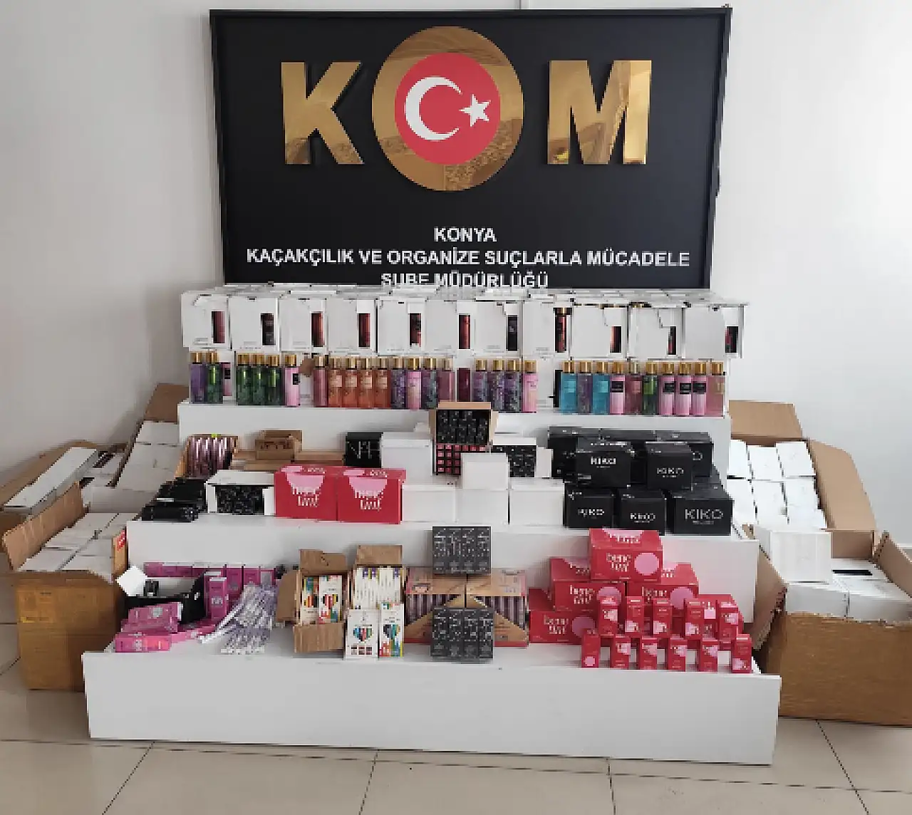 Konya'da bir araçta yapılan aramada çıkanlar şok etti!