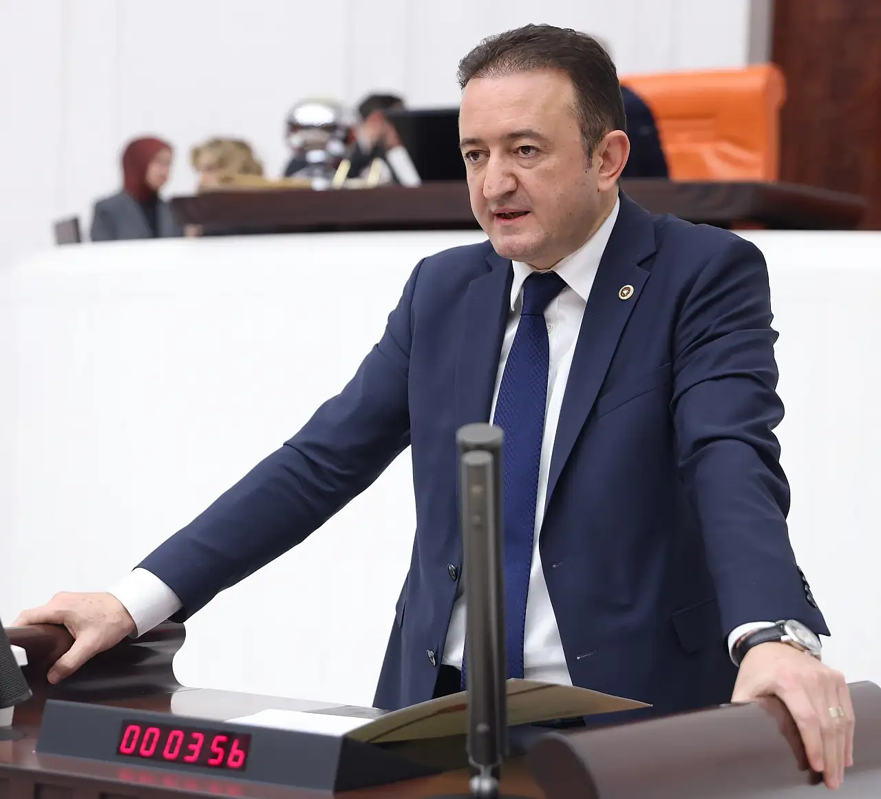 CHP'li Vekil'den iktidara uyarı: İş dünyası güven veren ekonomik adımlar bekliyor