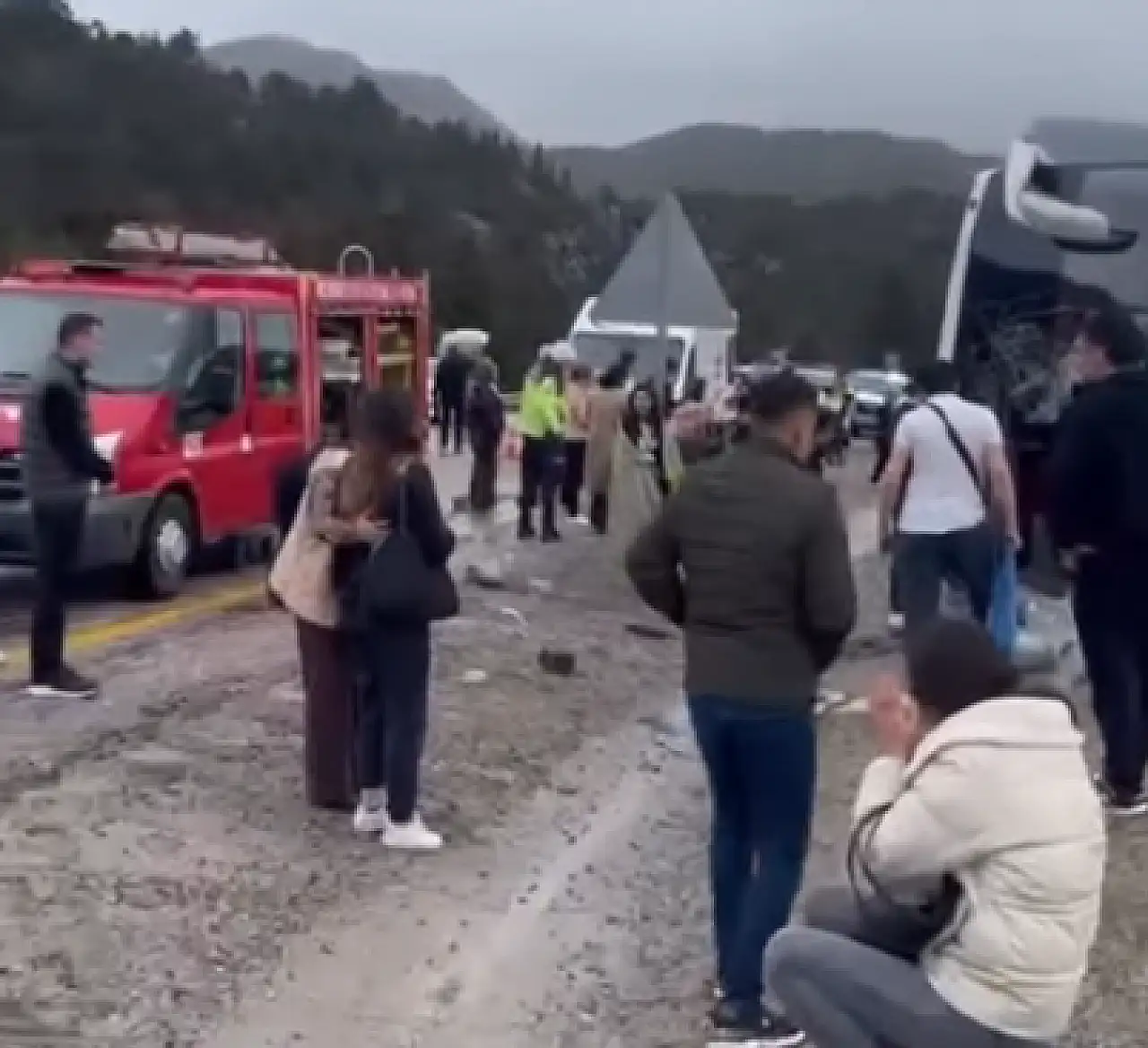 Konya- Antalya yolunda feci kaza: 3'ü ağır 10 yaralı!
