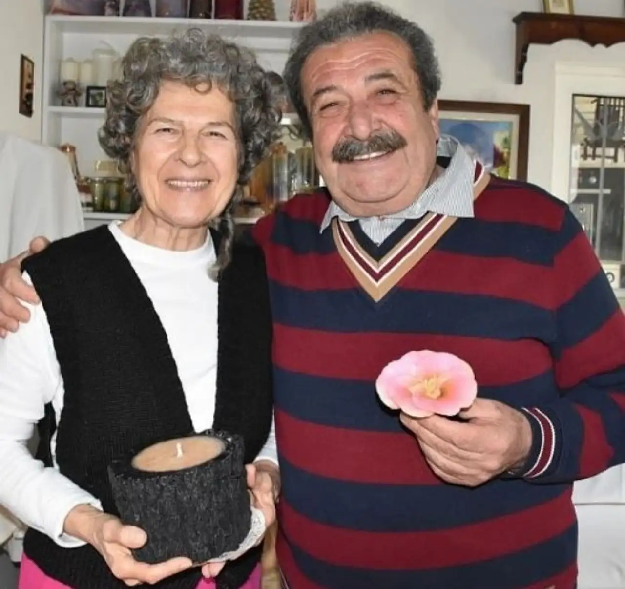 Gülgün Akansu kimdir? Tarık Papuççuoğlu eşi kimdir? Gülgün Akansu kaç yaşında?