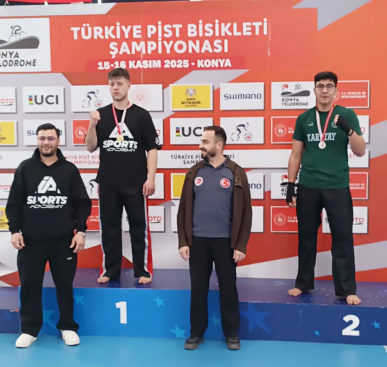 Karataylı Sporcular Türkiye Kick boks seçmelerinde 4 madalya ile gururlandırdı, futbol yıldızı Milli Takım yolunda