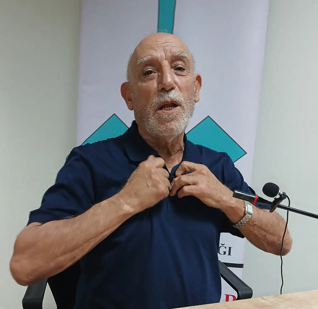 'Evren'in Yaratılışı ve Kur'an' adlı kitabın yazarı Ziyaeddin Güneş: Akletmek farzdır