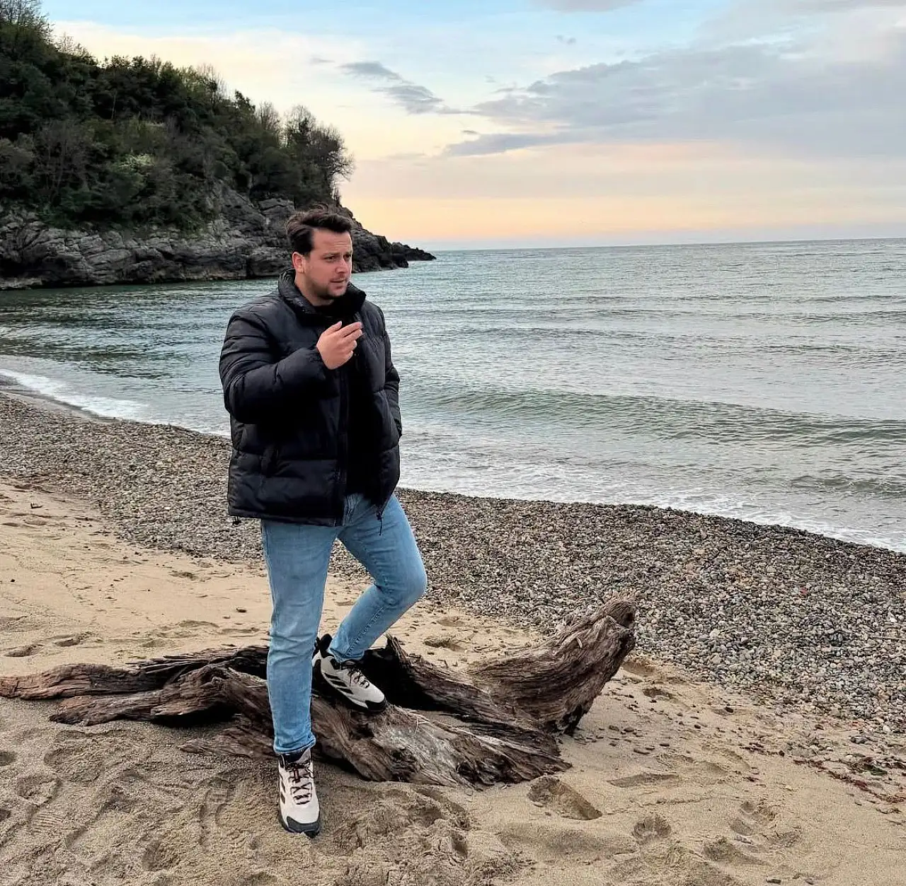 'Eşime neden baktın' tartışması kanlı bitti: 28 yaşındaki Murat Yangun hayatını kaybetti!