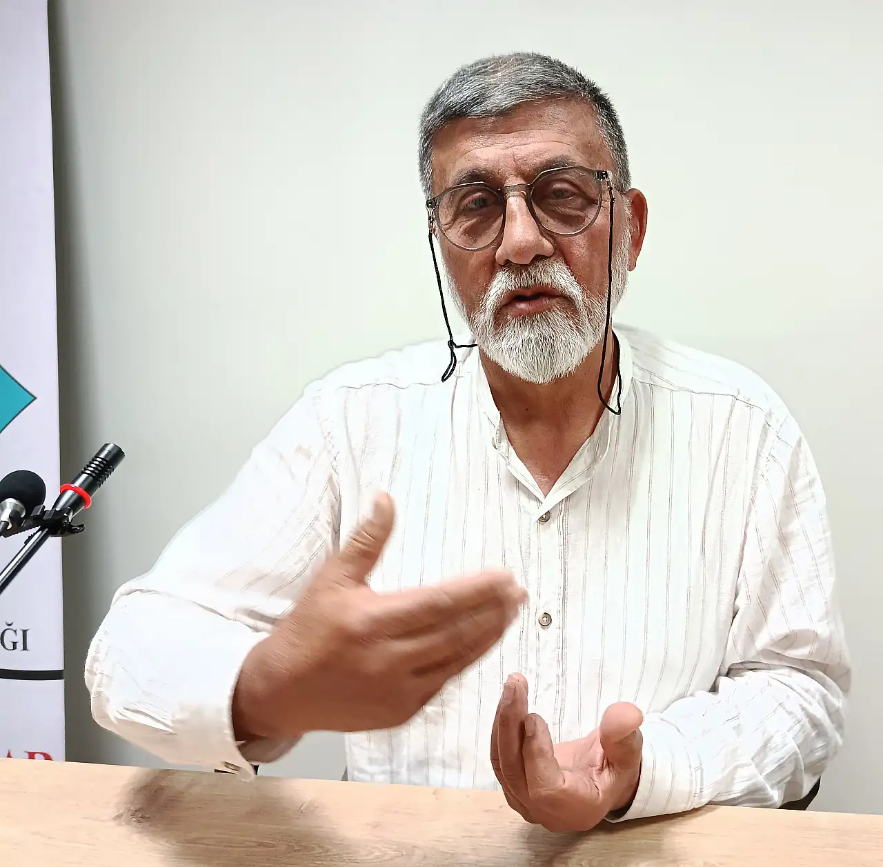 Aydınlar'dan mesaj var: 'Yeni nesle hitap edecek yollar üretmemiz gerekiyor'