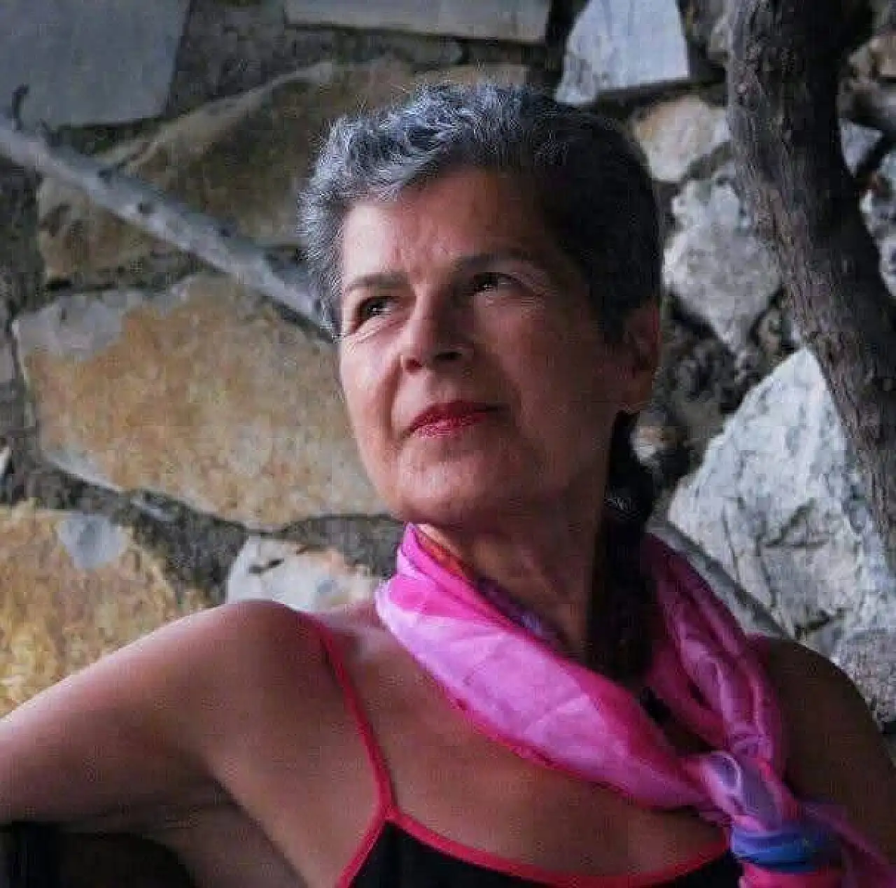 Gülgün Akansu kimdir? Tarık Papuççuoğlu eşi kimdir? Gülgün Akansu kaç yaşında?