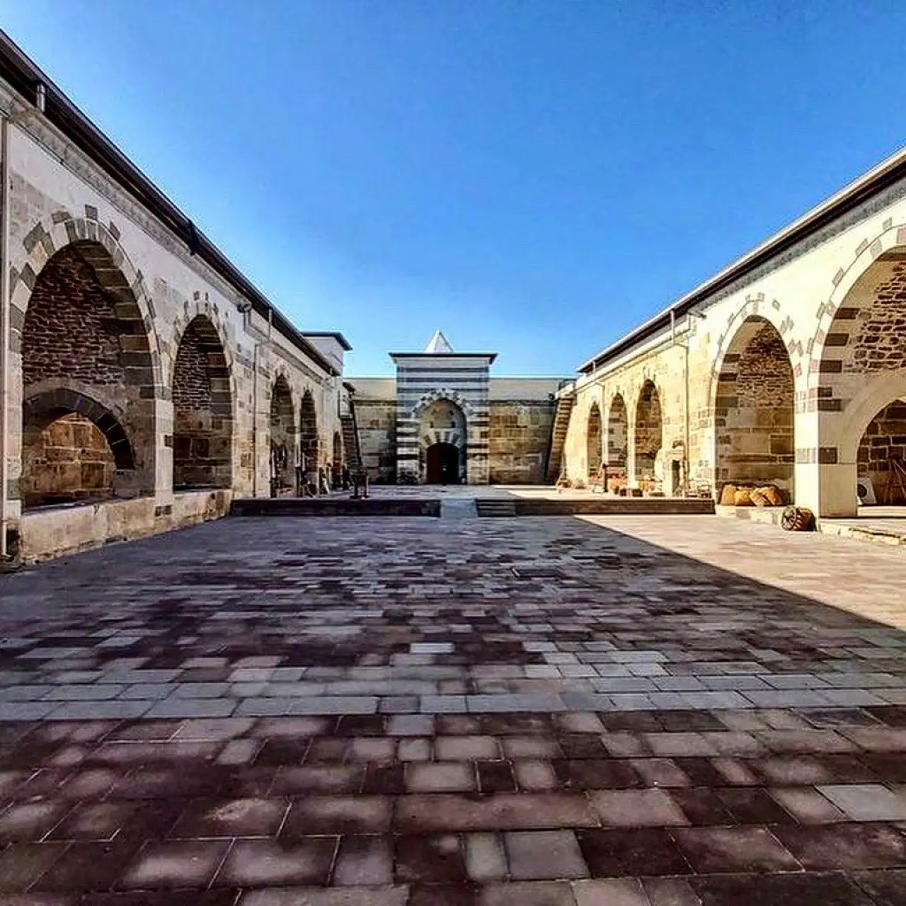Konya'nın dünyaya yön veren hanı: Bugünkü sistemin ilk adımı burada atıldı