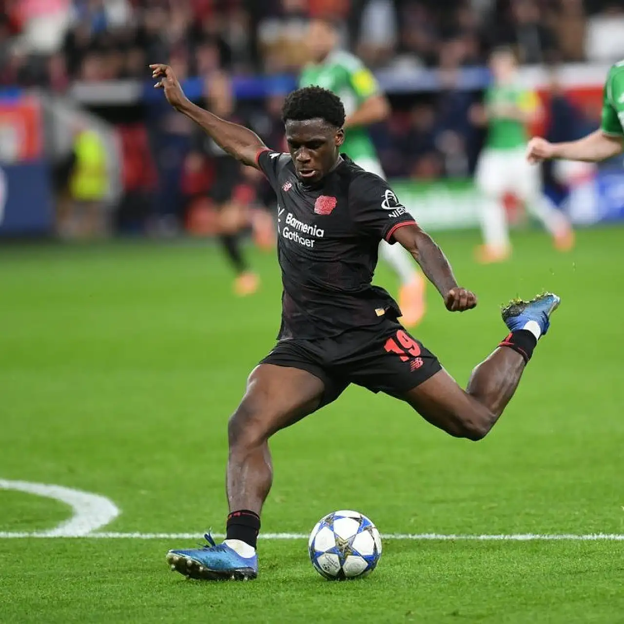 Ernest Poku kimdir? Ernest Poku Beşiktaş'a geldi mi? Ernest Poku'nun piyasa değeri nedir? Ernest Poku hangi mevkide?