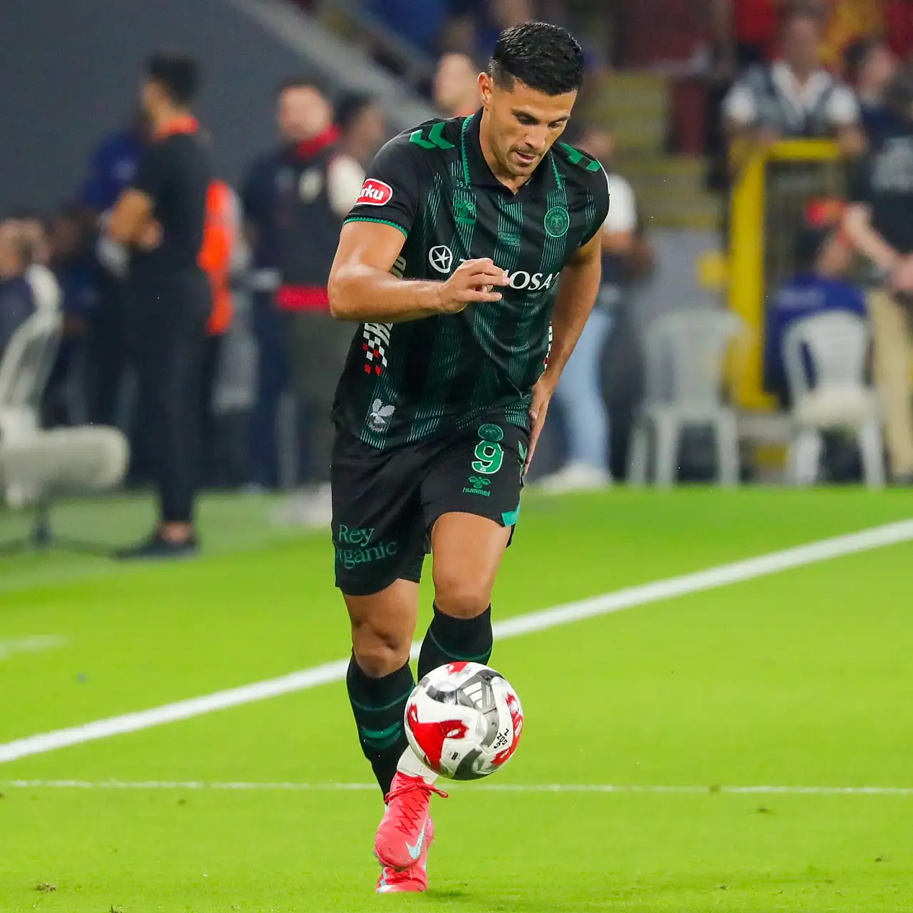 Konyasporda'da forma giymişti! İşte o futbolcu kariyerini sonlandırdı