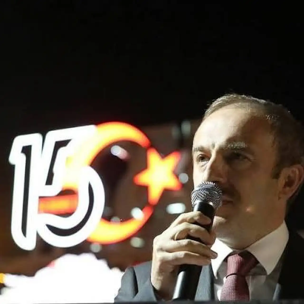 Cüneyt Epcim kimdir? Kaç yaşında vali oldu? Cüneyt Epcim nerede görev yapıyor? Nereye atandı? Hakkari'deki görevi neydi?