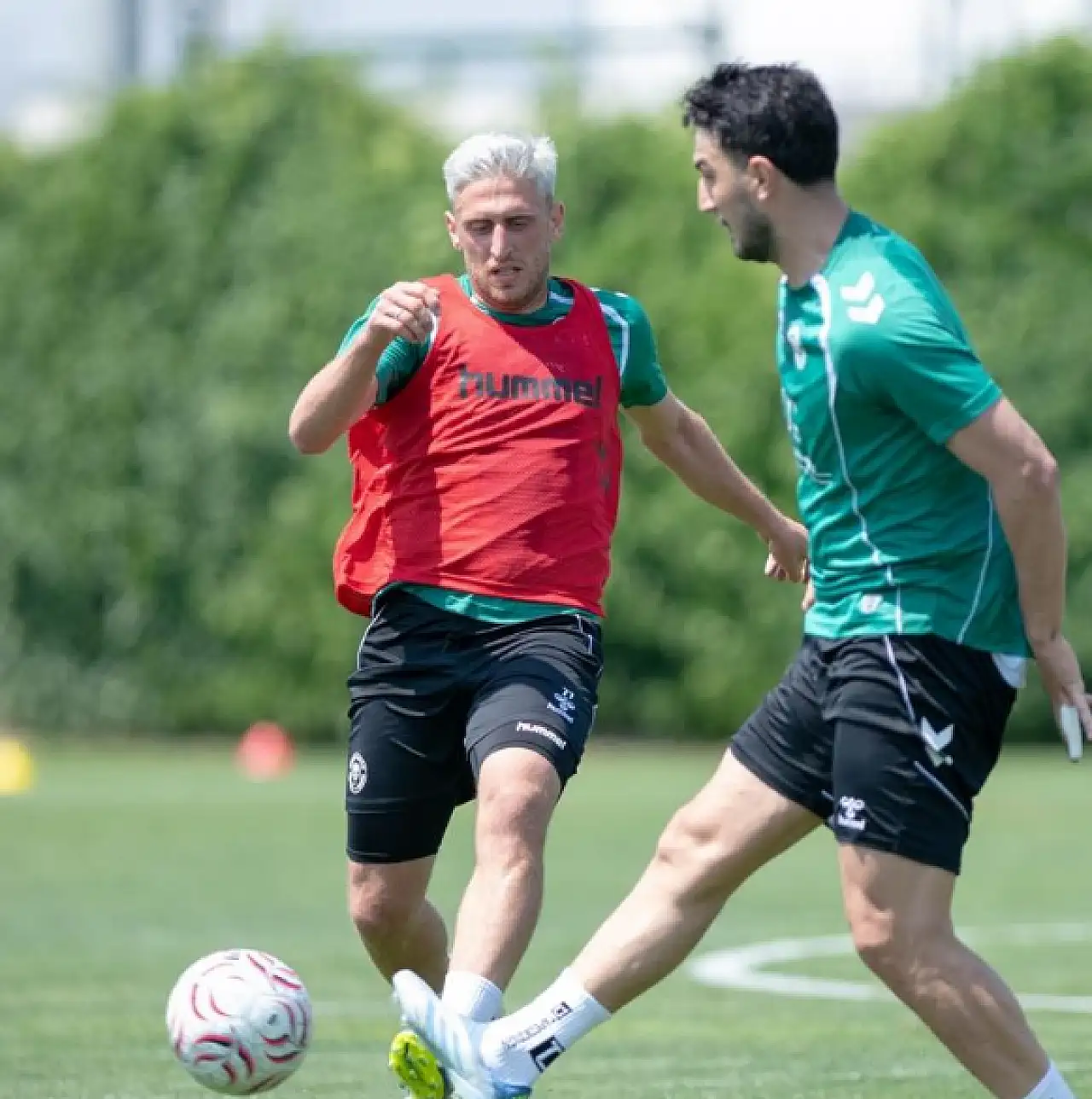 Konyaspor'da çalışmalar aralıksız devam ediyor!