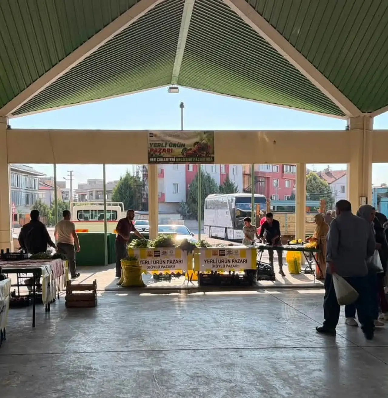Konya'da her Cumartesi kapış kapış gidiyor: Doğal ürün arayanlar o pazara akın ediyor