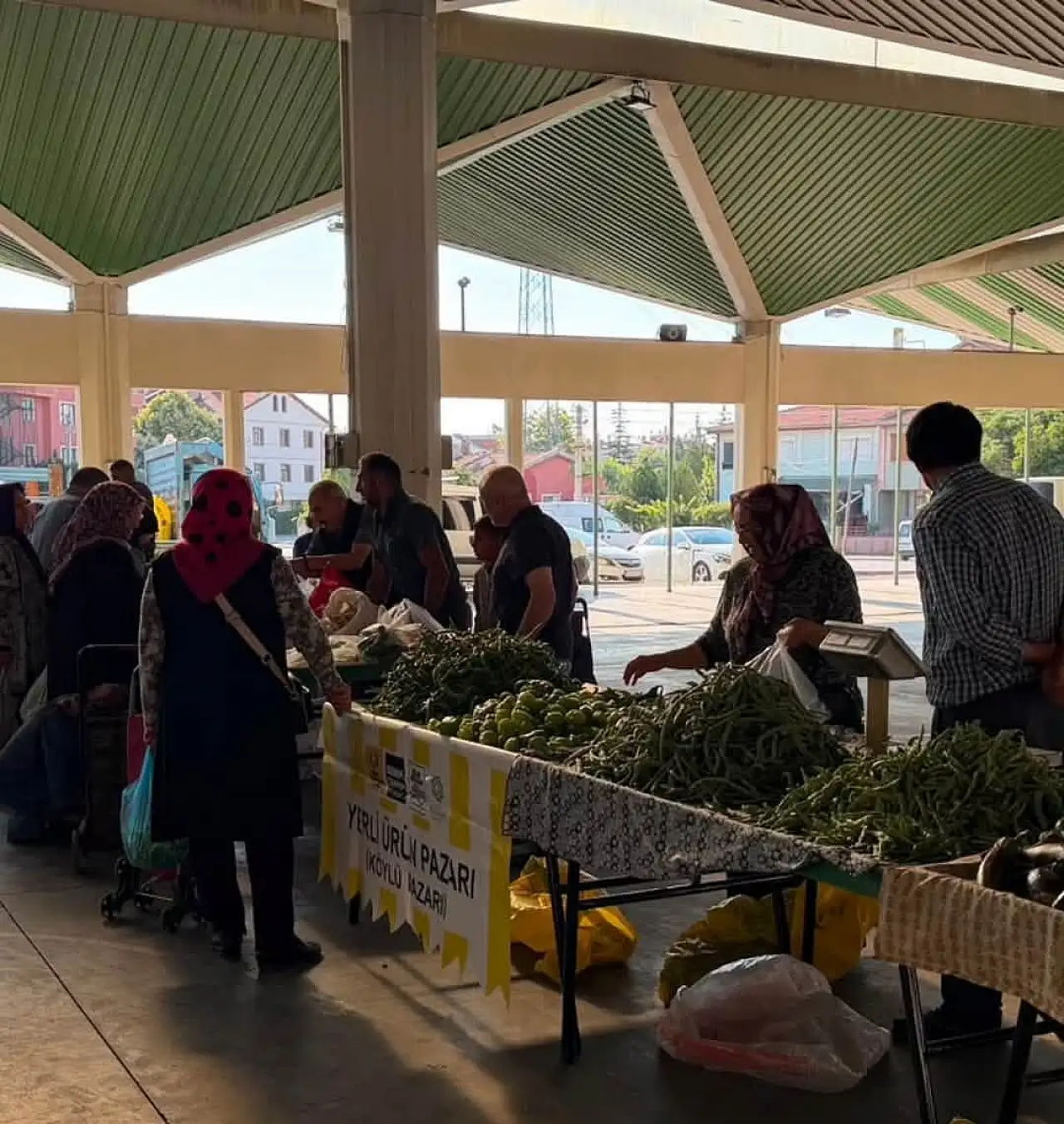 Konya'da her Cumartesi kapış kapış gidiyor: Doğal ürün arayanlar o pazara akın ediyor
