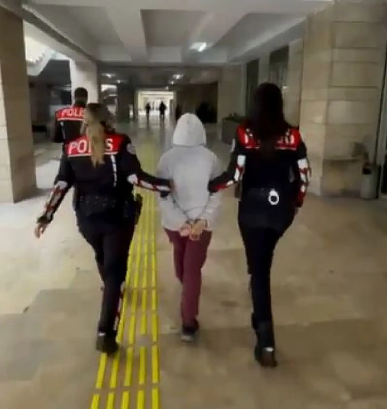 96 yıl ve 53 yıl hapis cezalı iki firari saklandıkları ilçelerde yakalandı