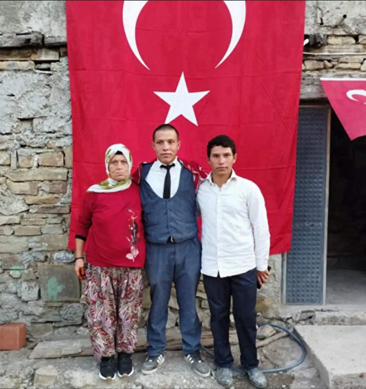 'Sadece garibanlar mı gider' diyen asker acı haberle sarsıldı