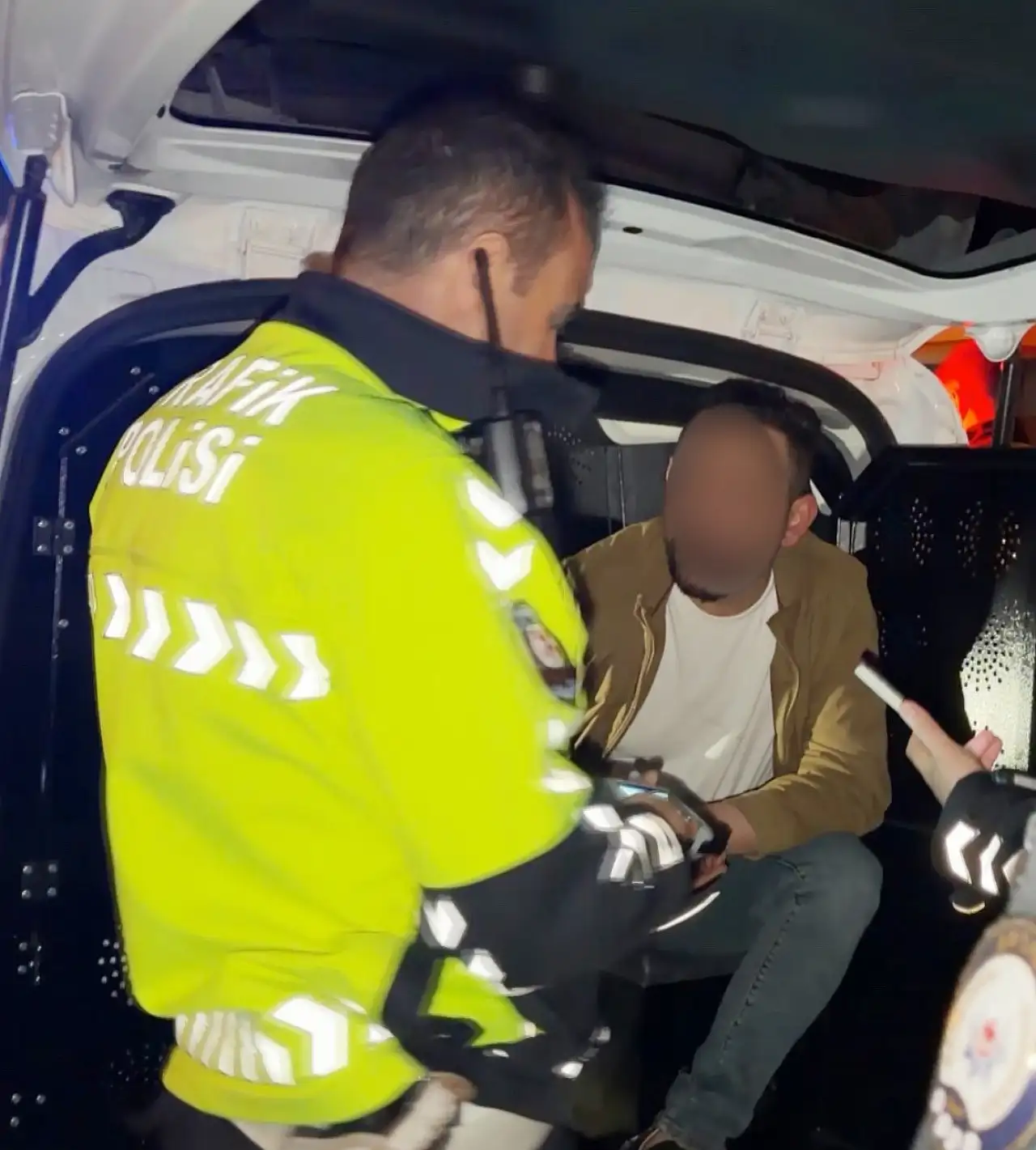 Alkollü sürücüye ceza yağdı, ehliyet gitti O ise başka bir şeyi dert etti