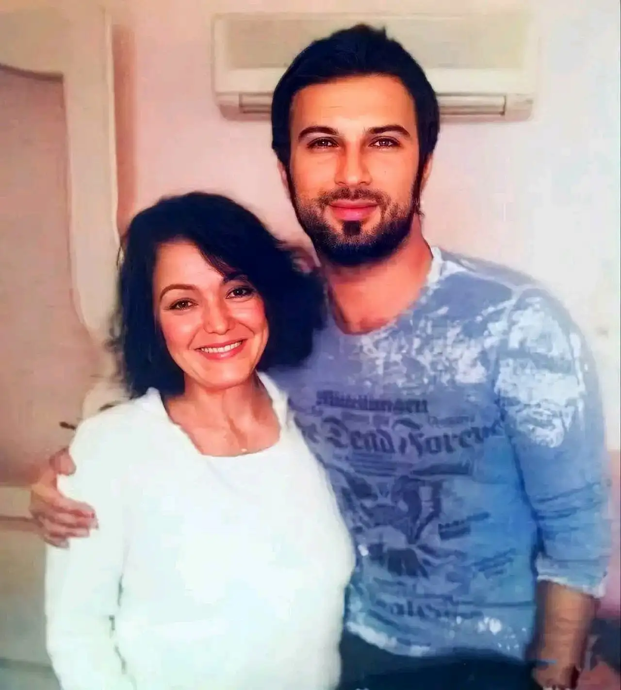 Gülcan Opel kimdir? Gülcan Opel Tarkan'ın neyi oluyor? Gülcan Opel yaşıyor mu? Gülcan Opel şimdiki hali nasıl?