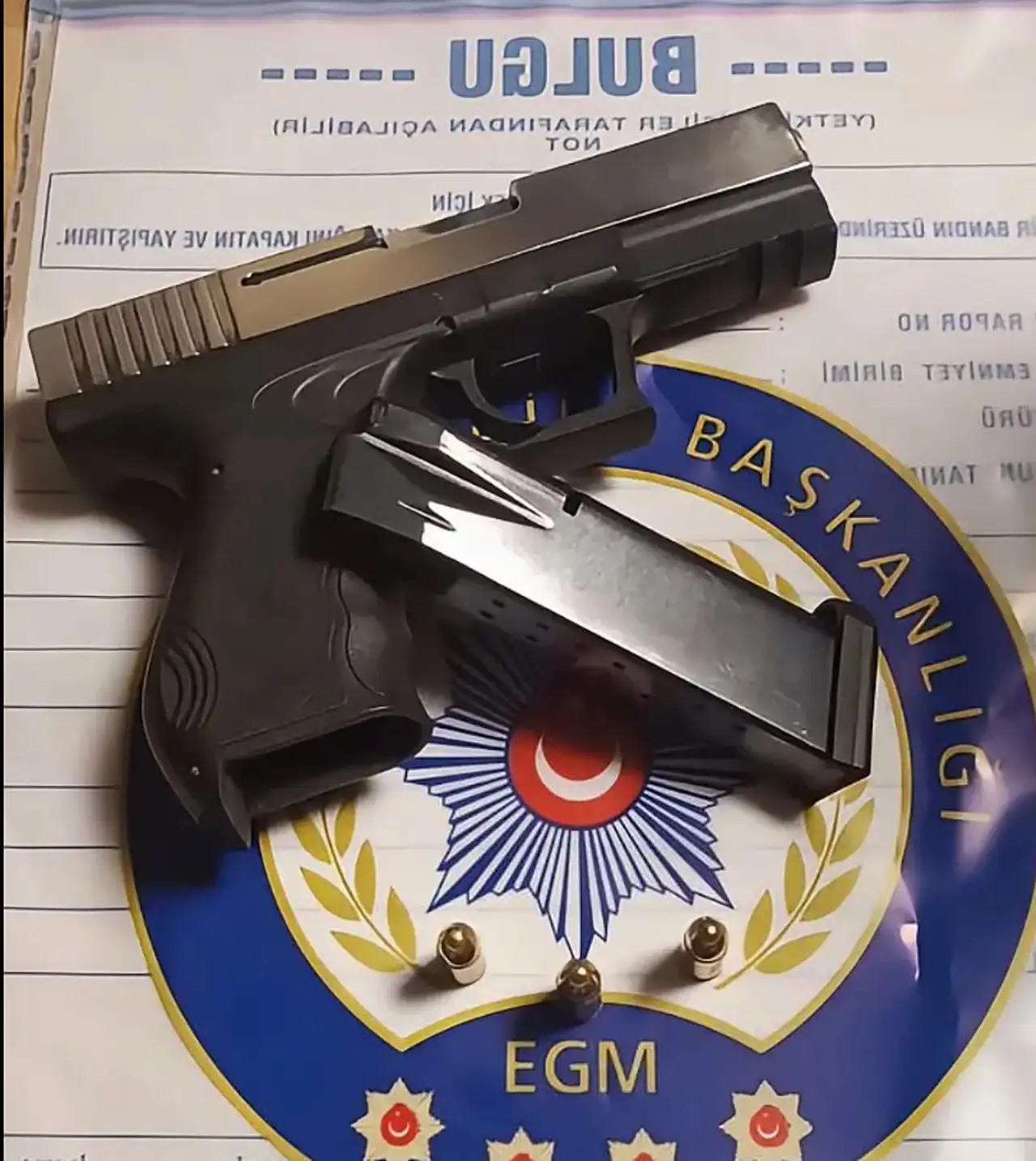 41 yıla hükümlü firari, eve gelen polisi görünce intihara kalkıştı