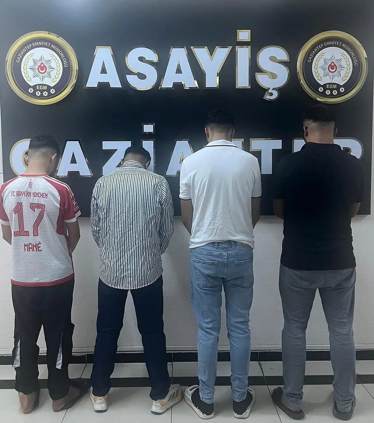 Engelli genç kıza cinsel istismar! Boyacı, tesisatçı, berber ve berber kalfası tutuklandı