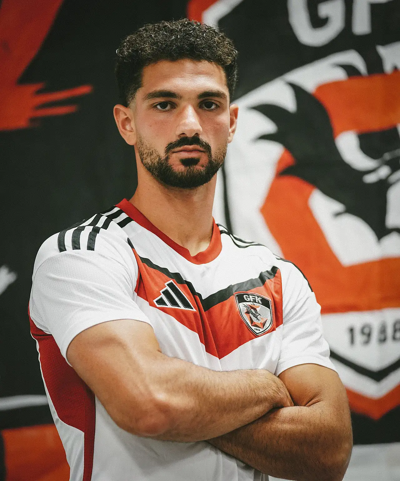 Kerim Çalhanoğlu kimdir? Kerim Çalhanoğlu Hakan Çalhanoğlu'nun neyi oluyor? Kerim Çalhanoğlu hangi takımda?