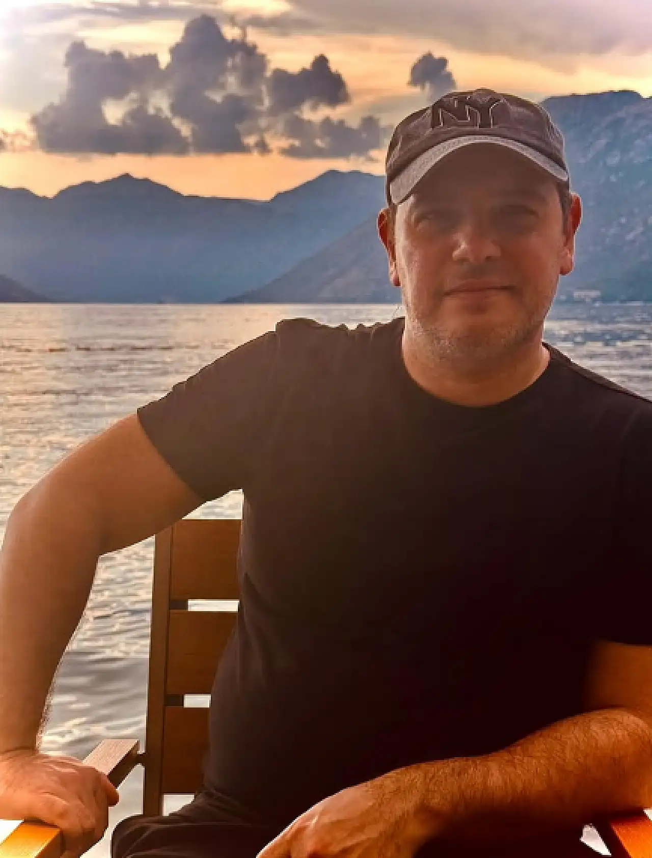 Ferit Atay kimdir? Siyasi görüşü nedir? Ferit Atay ile Erdem Atay kardeş mi? Ferit Atay kaç yaşında?