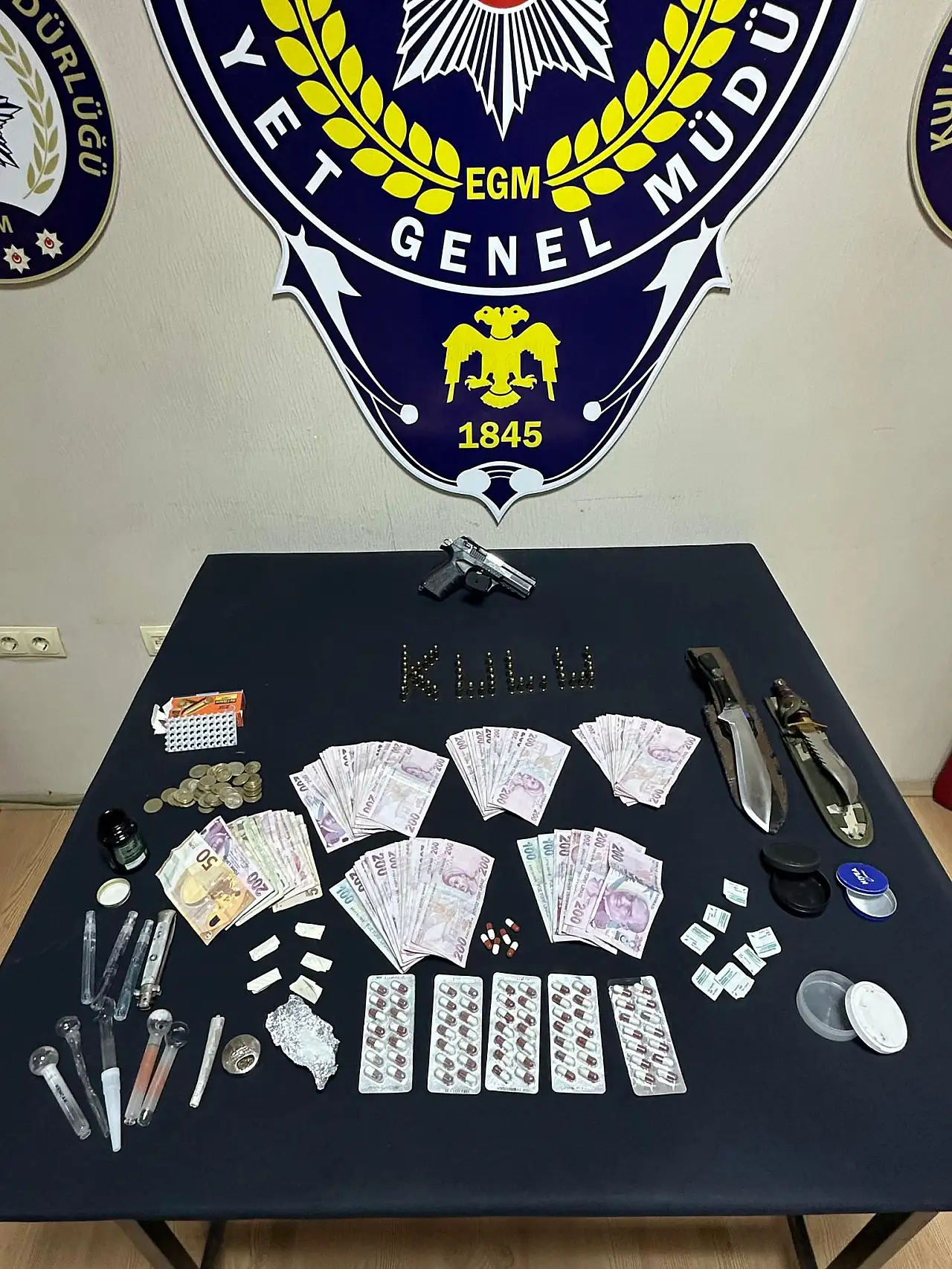 Konya' da uyuşturucu operasyonu düzenlendi!