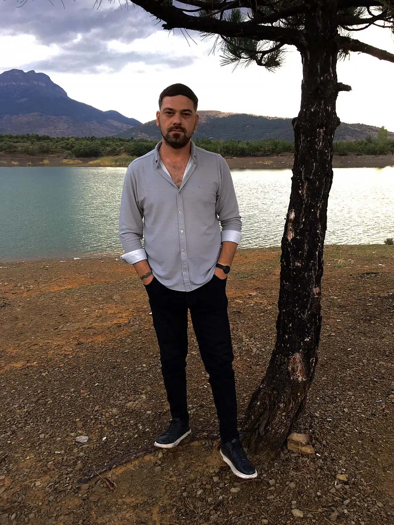 Konya'da hayatına son verdiği iddia edilen gencin sosyal medya paylaşımı dikkat çekti