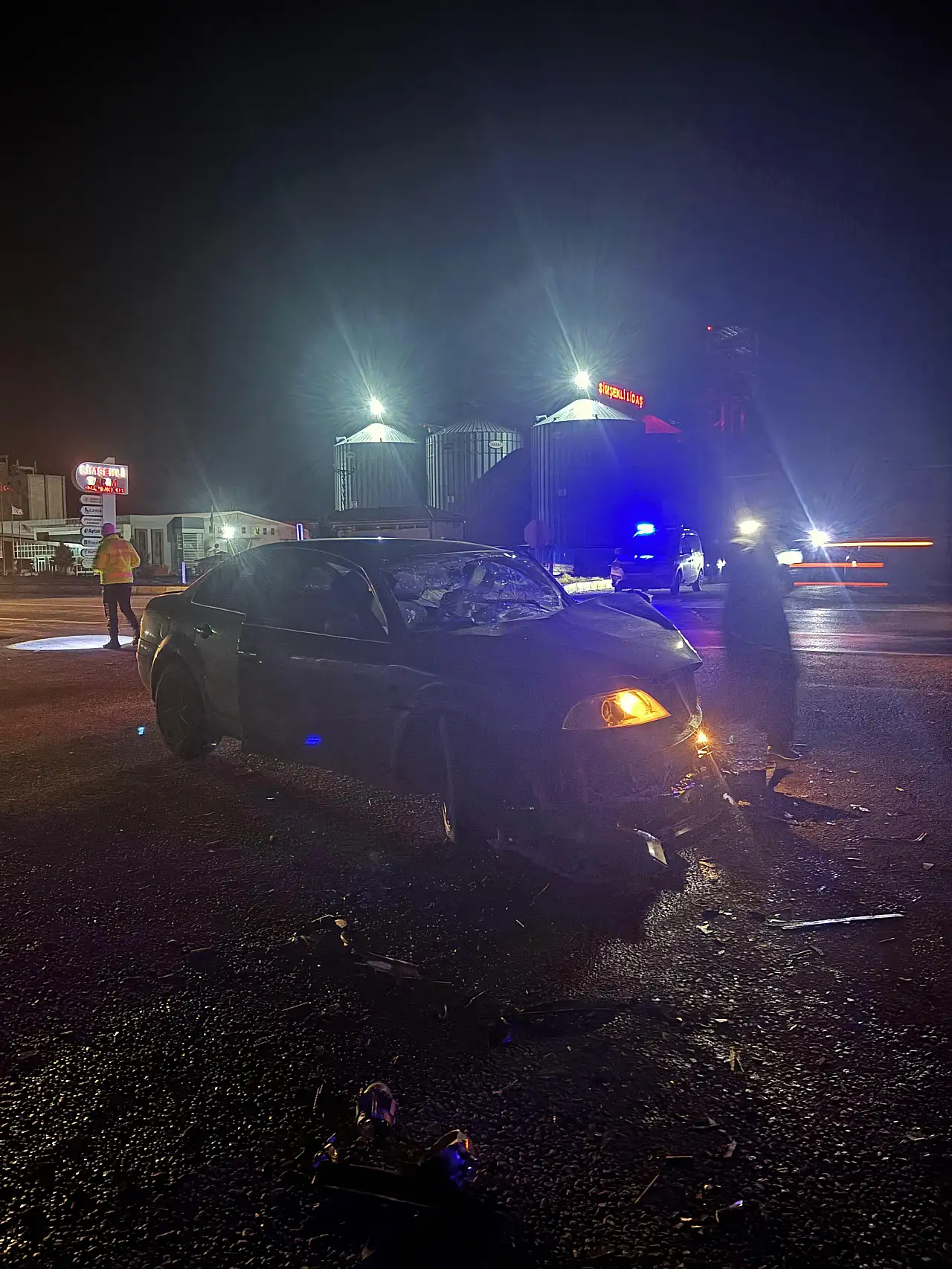 Konya'da otomobil ile çekici çarpıştı: 5 yaralı