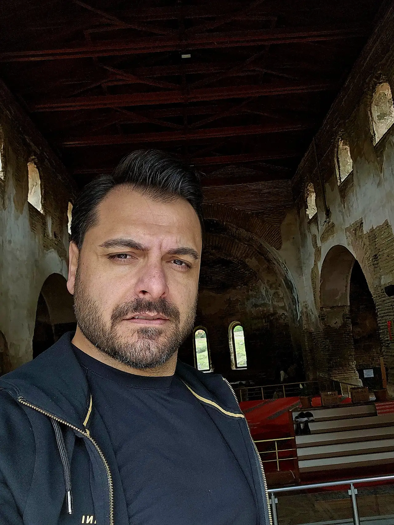 Ertuğrul Akar kimdir? Ertuğrul Akar babası kimdir? Ertuğrul Akar hangi partili? Ertuğrul Akar evli mi?