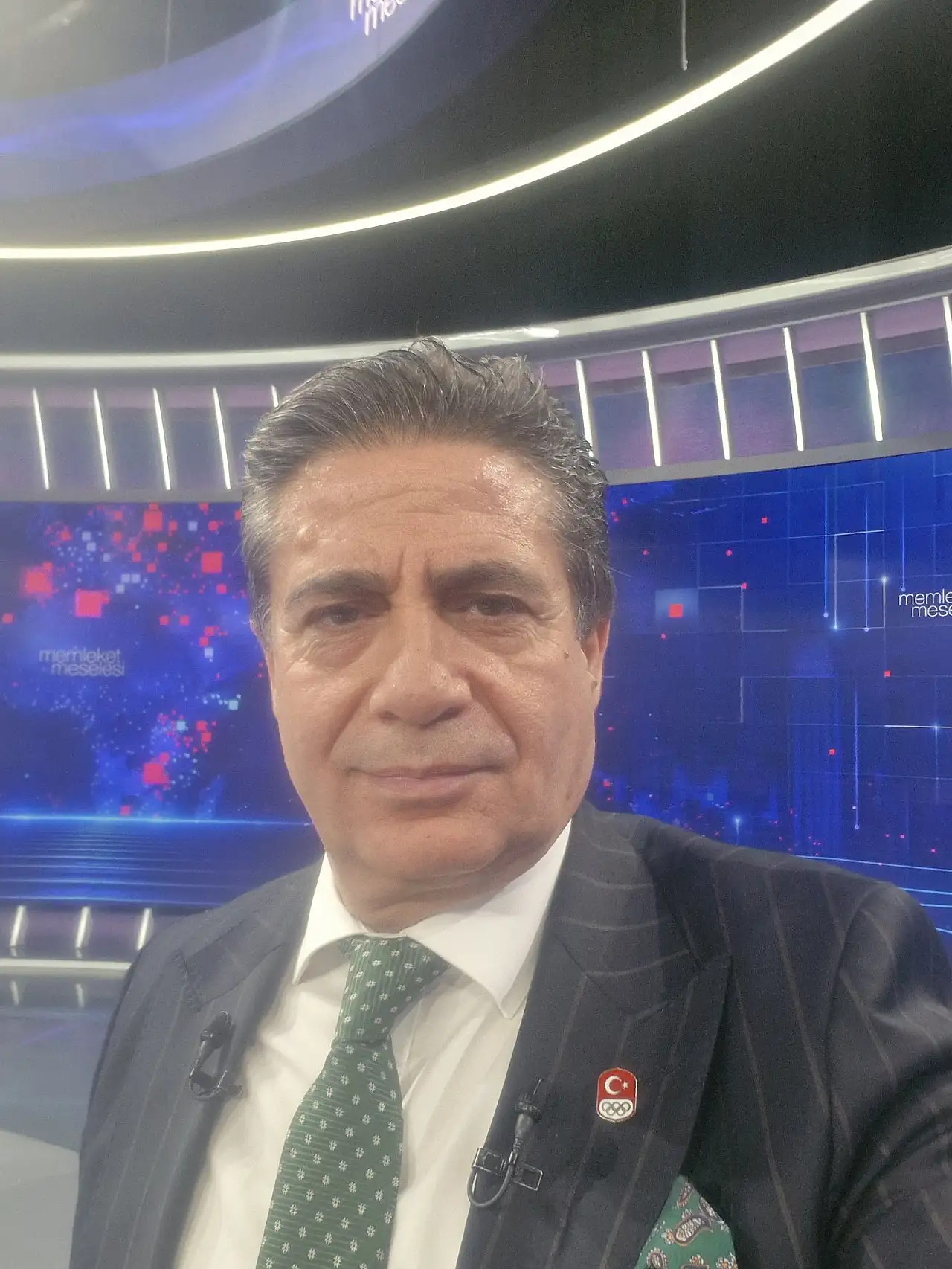 Mustafa Ertekin kimdir? Mustafa Ertekin Zafer Partisi'ne mi geçti? Mustafa Ertekin milletvekili mi?
