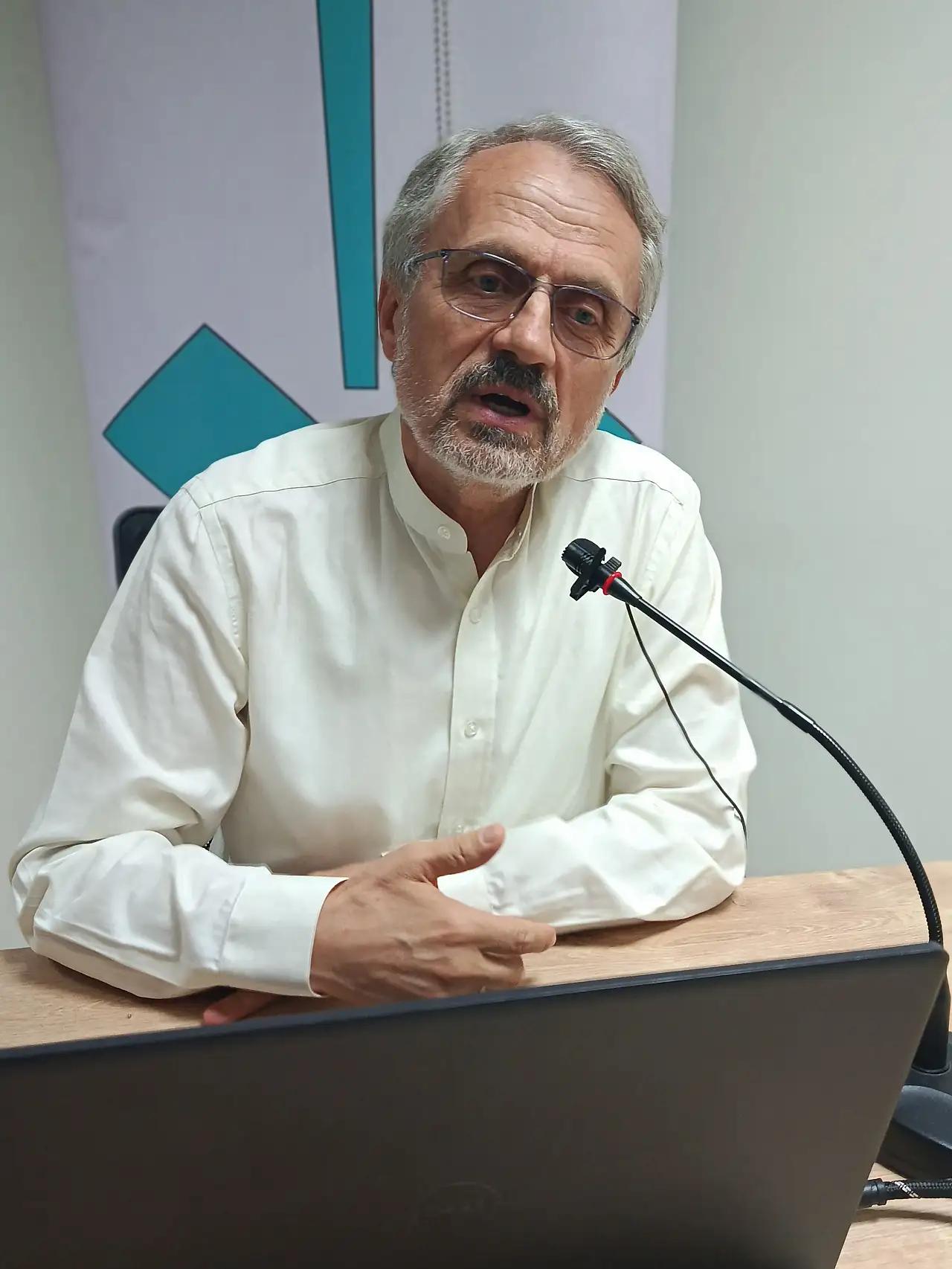 Dr. Mustafa Çıpan: Tahirü-l Mevlevi kültür köprüsüdür