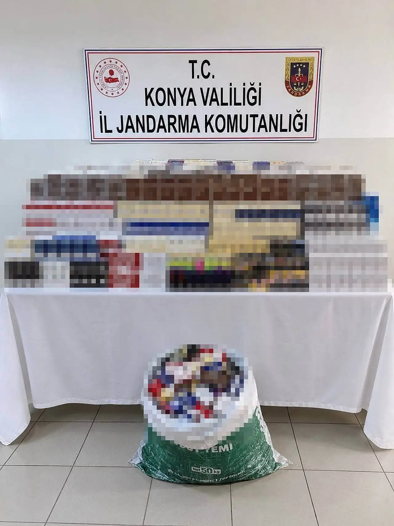 Konya'da jandarmanın takibinden kaçamadılar! Ele geçirilenler dikkat çekti