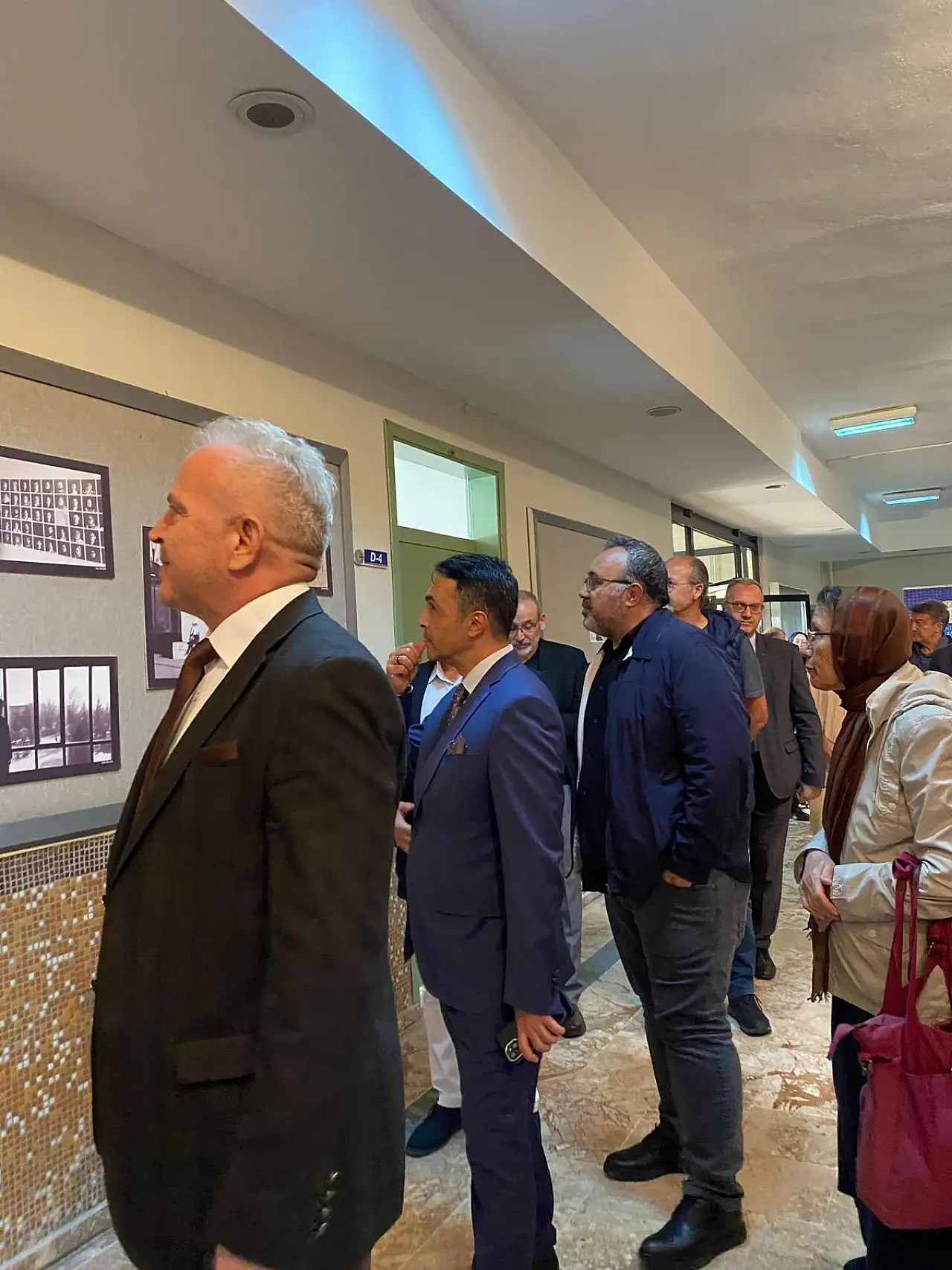 Konya'da genç gazetecilerin objektifinden yansıyan kareler sergilendi