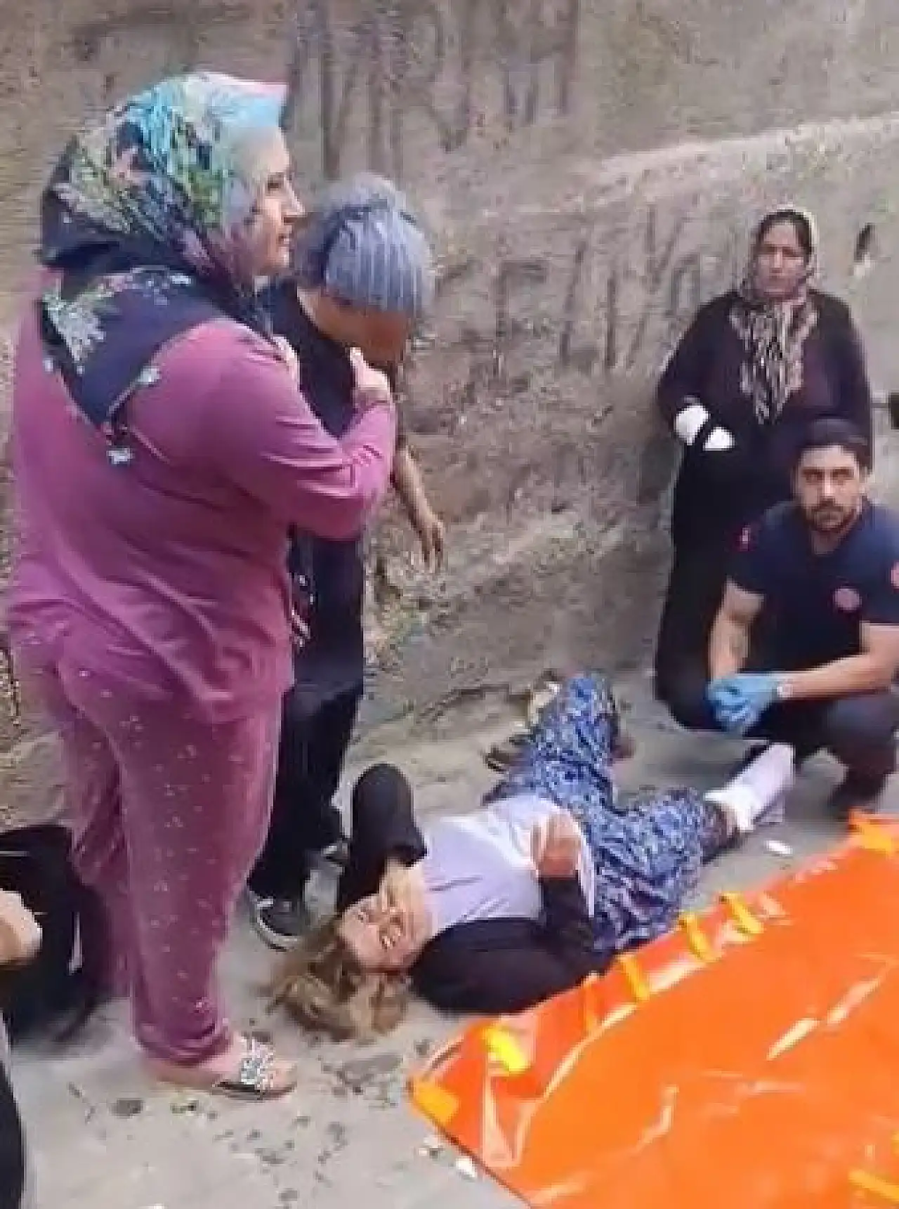 Kiracı ve ev sahibi arasında kanlı tartışma! Polis şüpheliyi arıyor