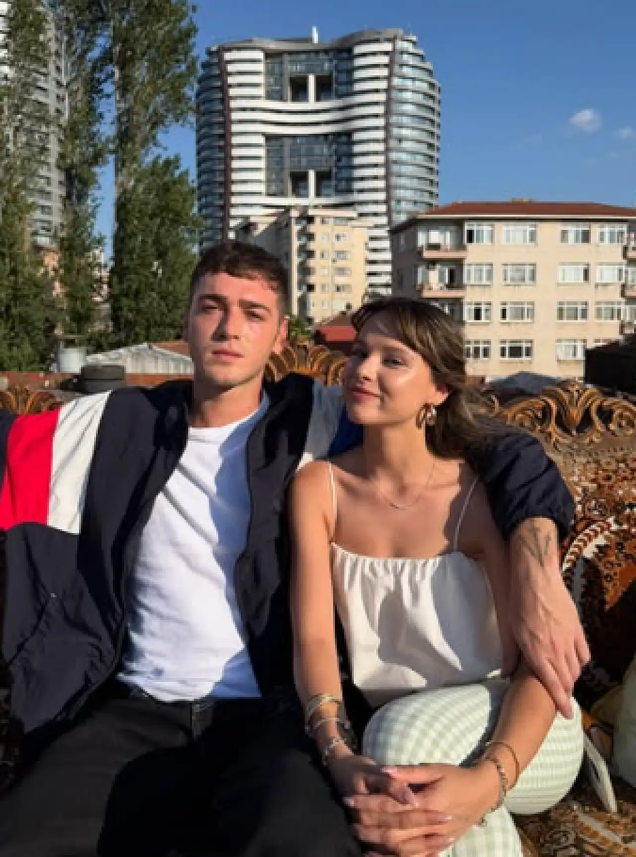 Altı Üstü İstanbul Alina kimdir? Altı Üstü İstanbul Alina gerçek adı nedir? İpek Çiçek kimdir, sevgilisi var mı?