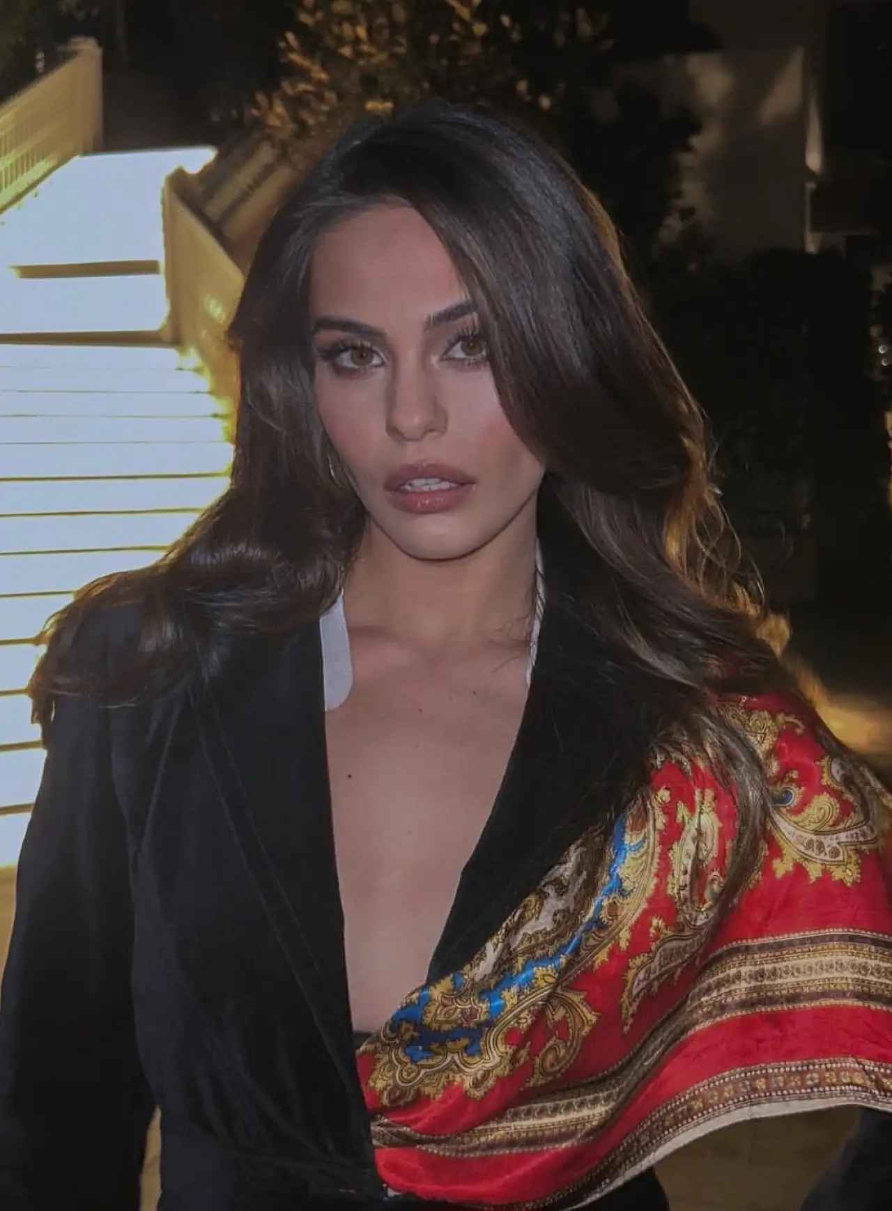 Dilara Sümbül kimdir? Dilara Sümbül kimdir? Muhtemel Aşk Esra kimdir?