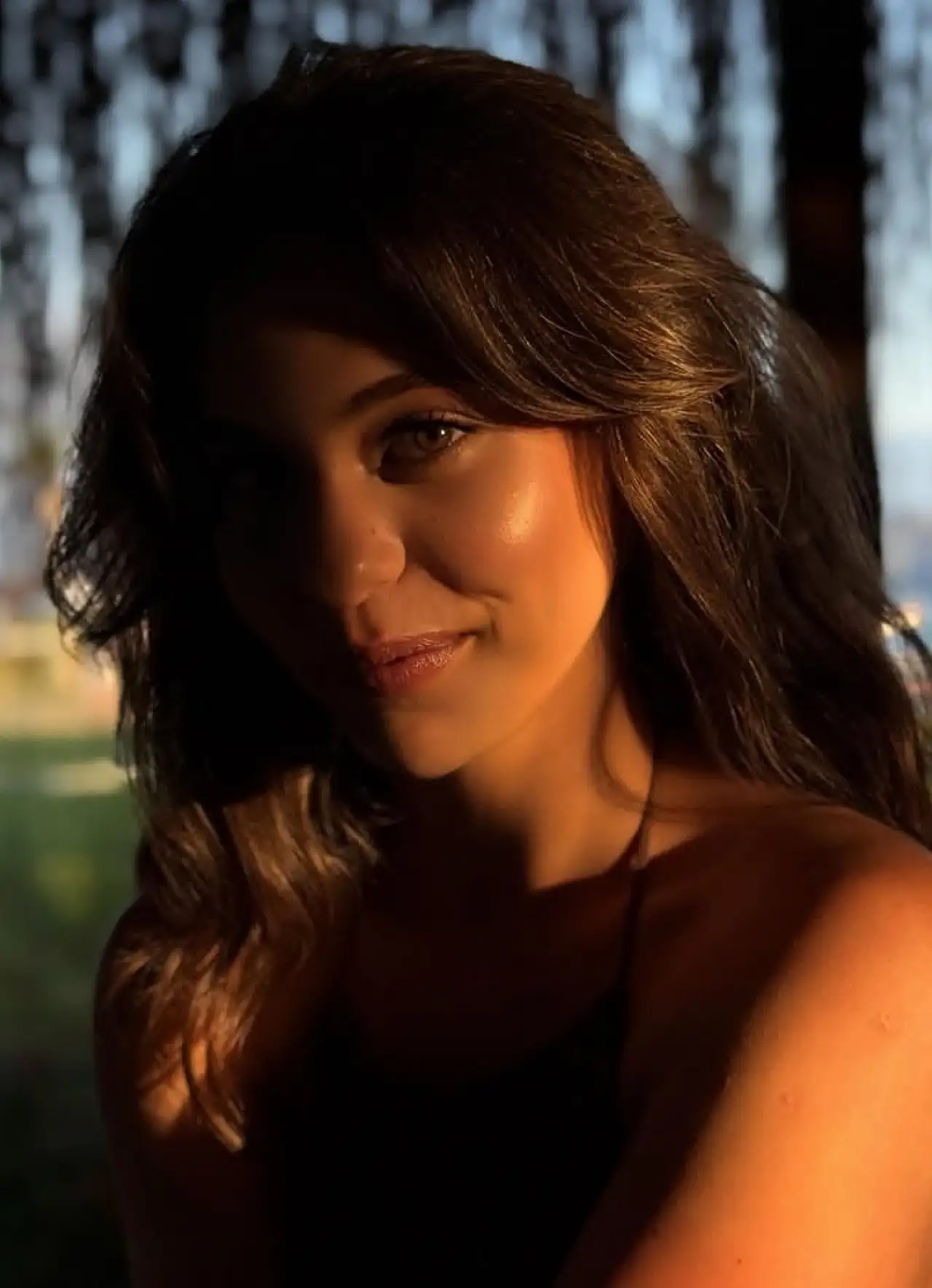 Dilara Sümbül kimdir? Dilara Sümbül kimdir? Muhtemel Aşk Esra kimdir?