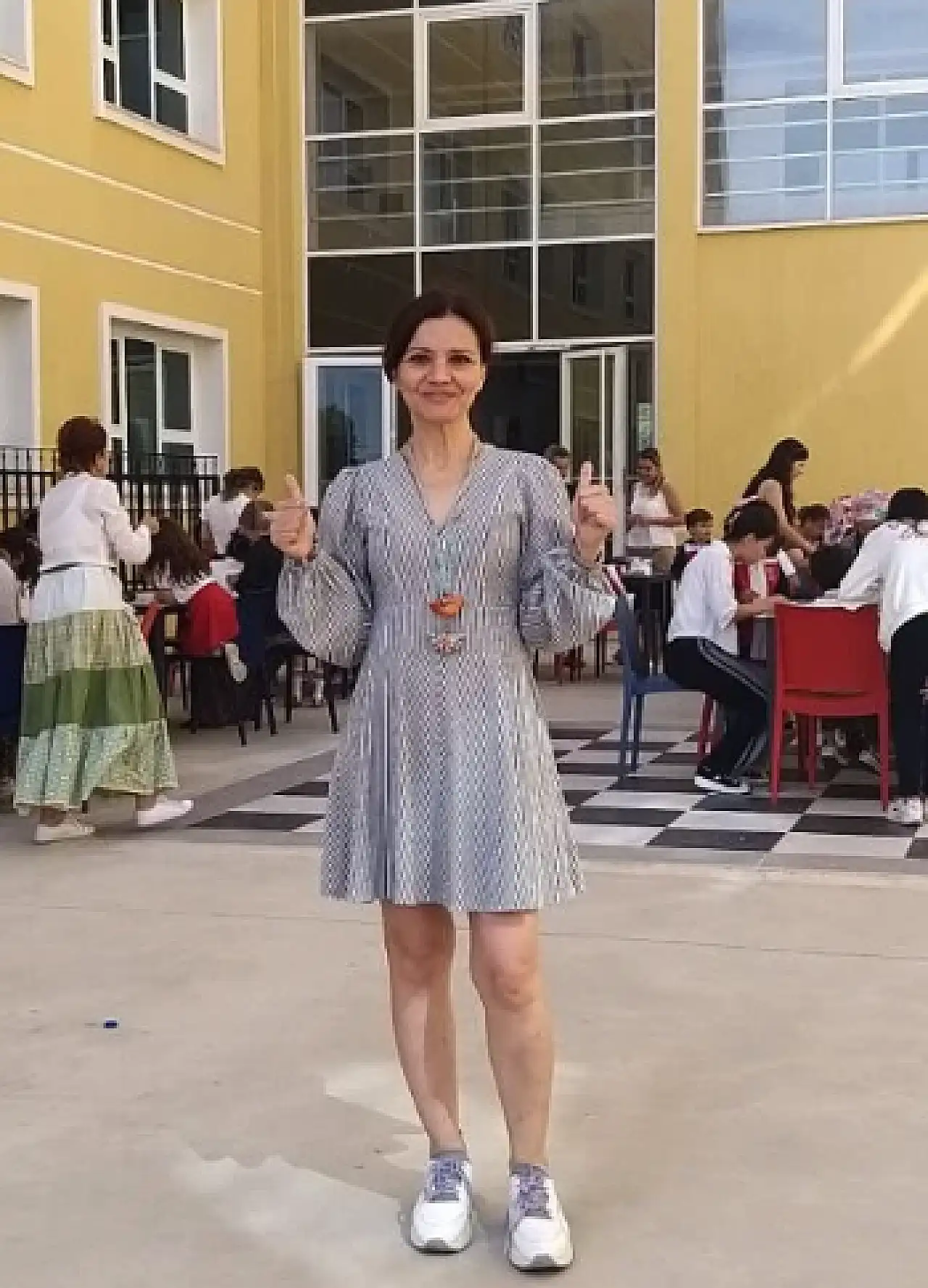 Kavak Yelleri Jale kimdir? Kavak Yelleri'nin yönetmeni Jale İncekol neden gündemde? Filmleri ve dizileri neler?