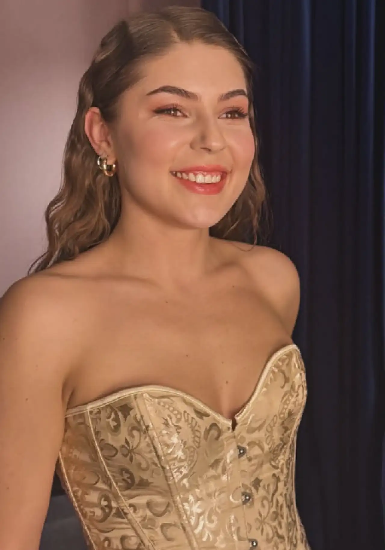 Buse Sinem İren kimdir? Sevgilisi var mı? Buse Sinem İren'in Taşacak Bu Deniz'deki rolu nedir? Dizileri neler? Taşacak Bu Deniz Huriye kimdir?