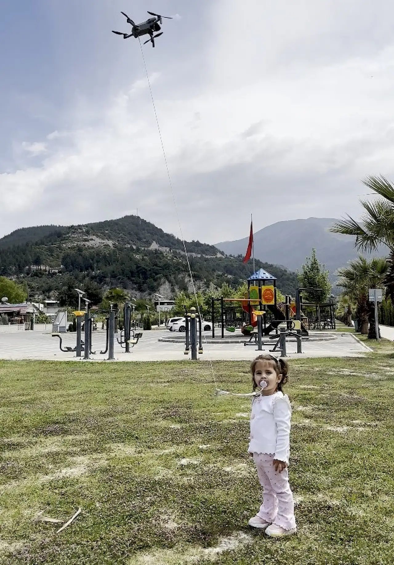 Ağlamak yok, drone var: Emziğe vedada yeni dönem