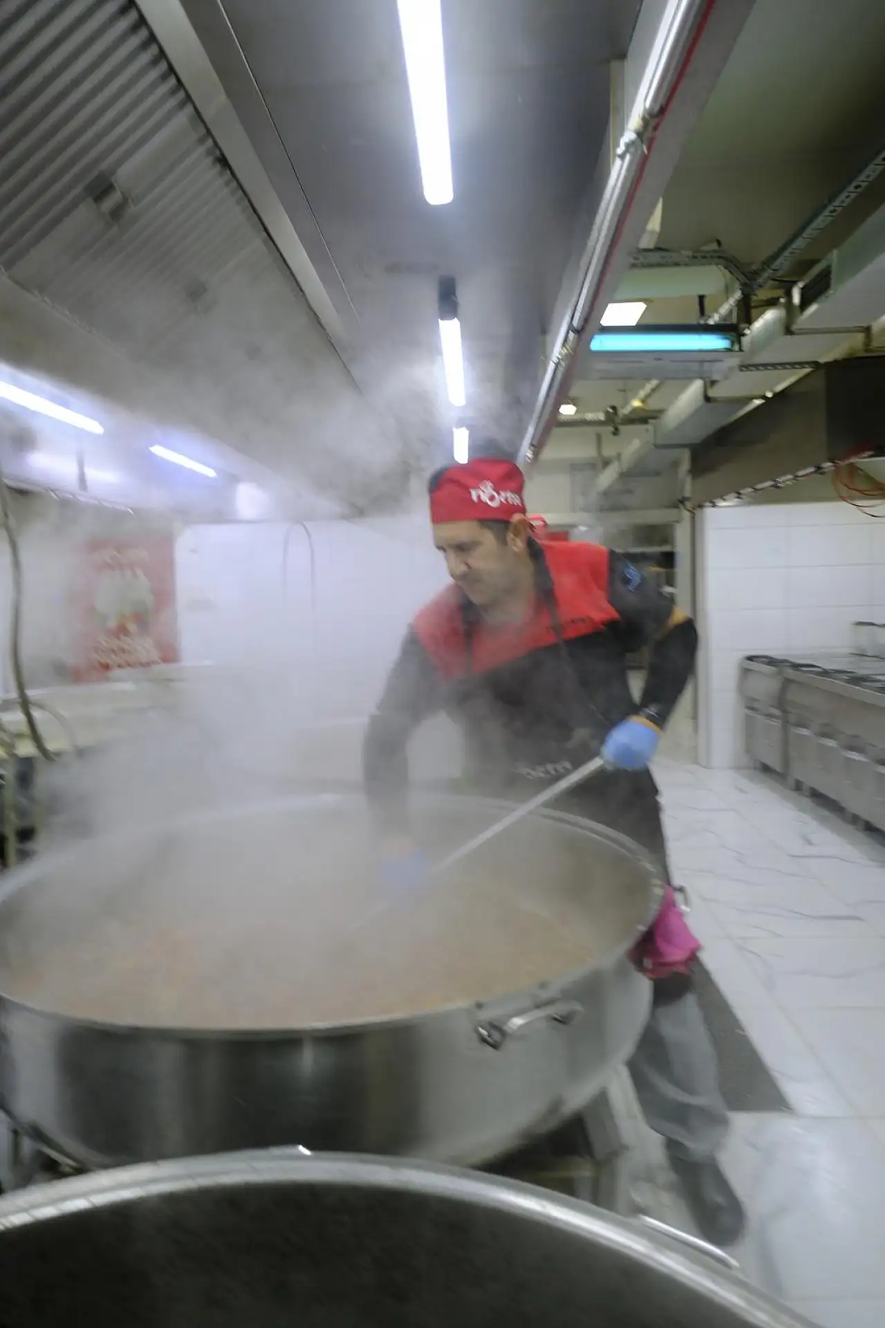 Konya'da binlerce kişi aynı adreste buluşuyor: Nokta Yemek