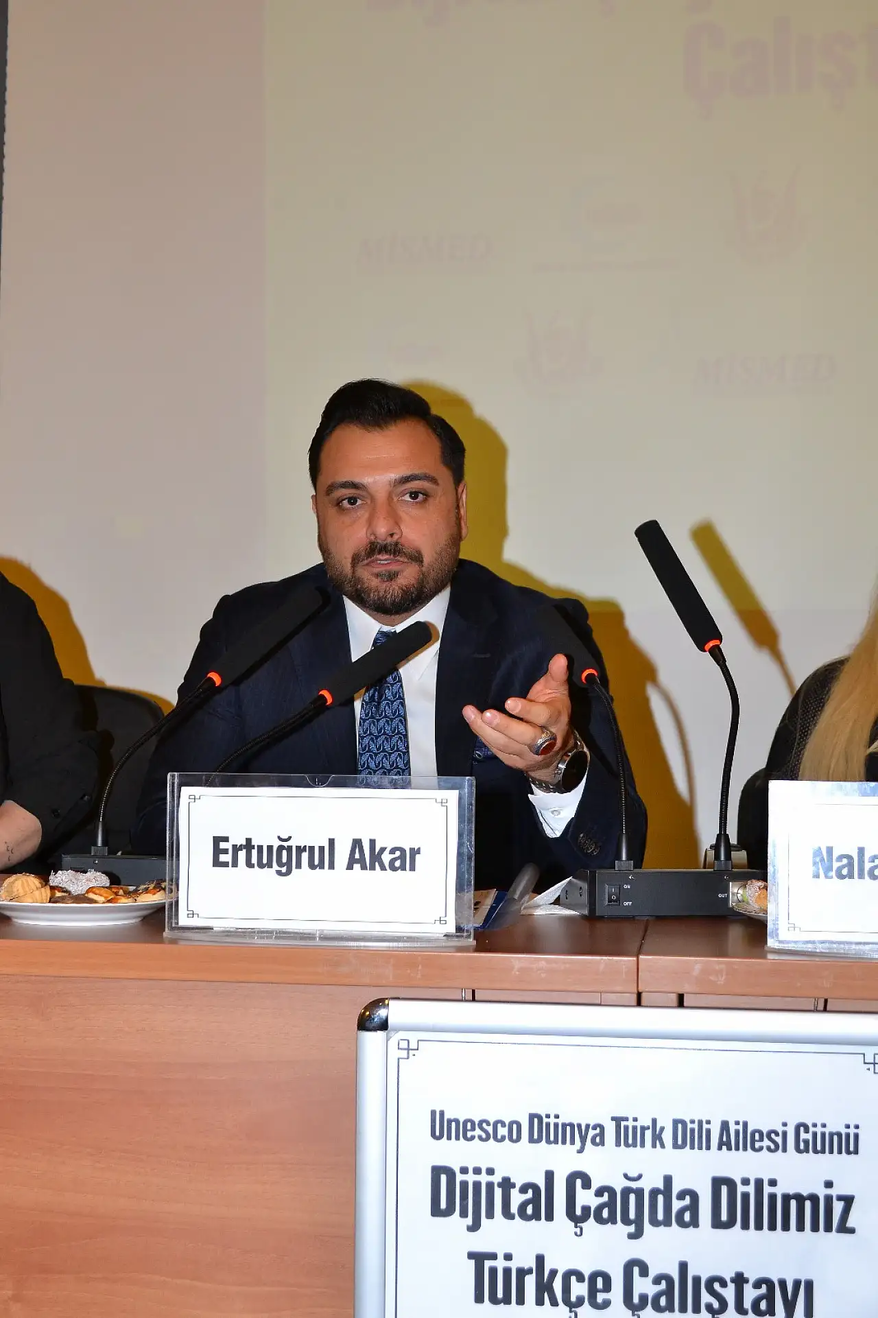 Ertuğrul Akar kimdir? Ertuğrul Akar babası kimdir? Ertuğrul Akar hangi partili? Ertuğrul Akar evli mi?