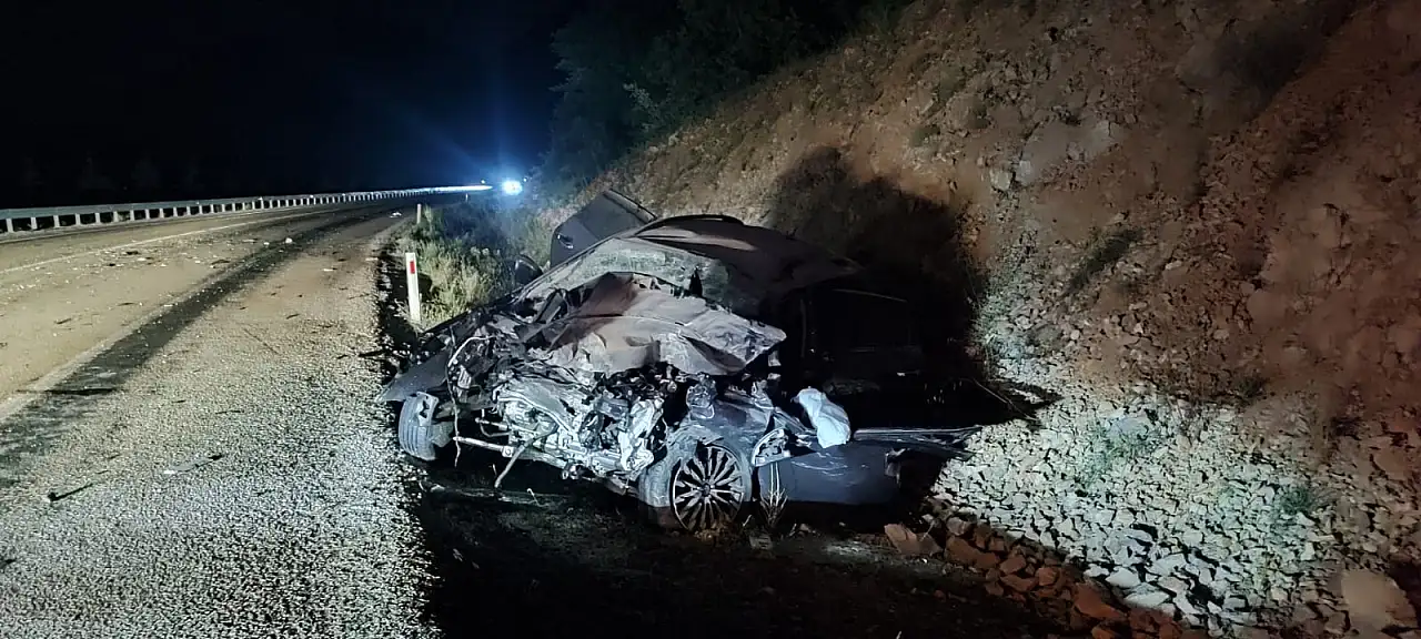 Konya'da yolcu otobüsü ile otomobil çarpıştı: Sürücüsü hayatını kaybetti