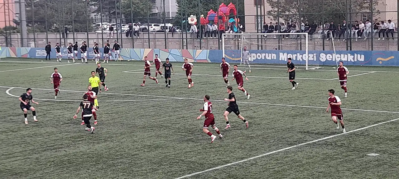 Olaylı maçta Üzümlüspor finale yükseldi