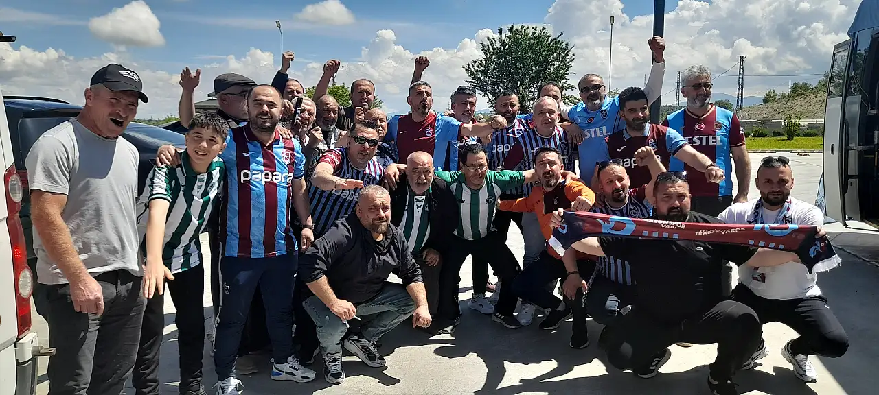 Taraftarlardan kupa yolunda duygulandıran dayanışma