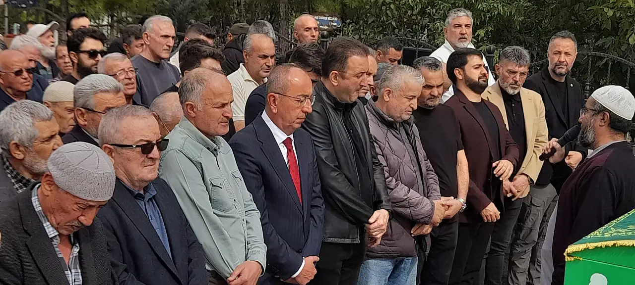 Konya basın camiasının acı günü! Kemal Soylu'nun babası son yolculuğuna uğurlandı.