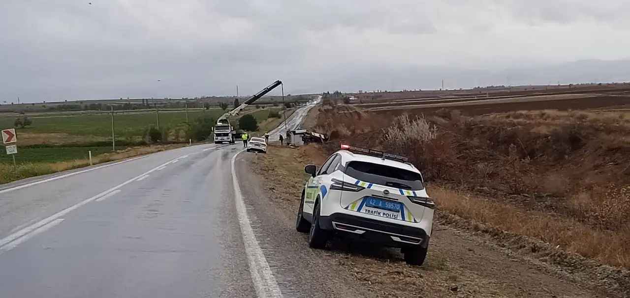 Konya'da peş peşe kazalar: 3 ayrı kazada 6 yaralı