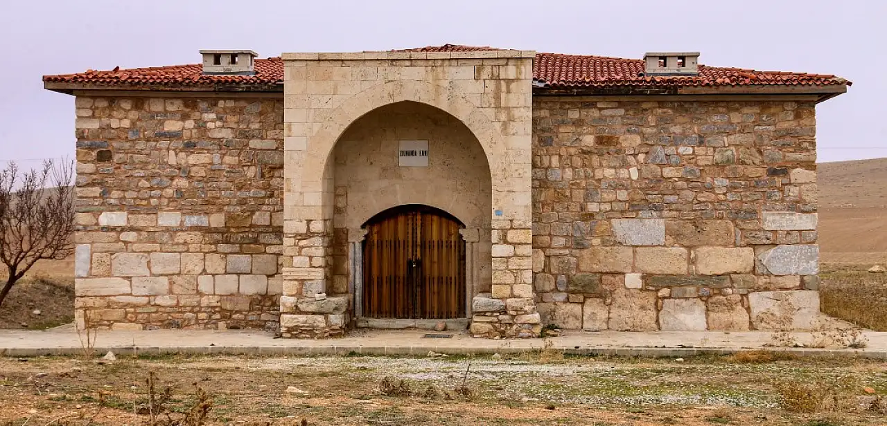 Konya'nın zıvrak ilçesi: Suyu tarihe, toprağı berekete akıyor