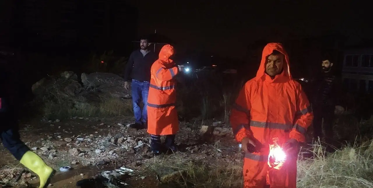 Hortum faciası: 4 işçi hayatını kaybetti