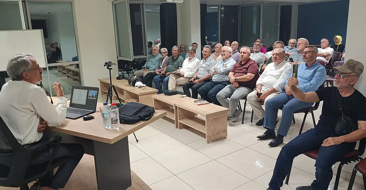 Dr. Mustafa Çıpan: Tahirü-l Mevlevi kültür köprüsüdür