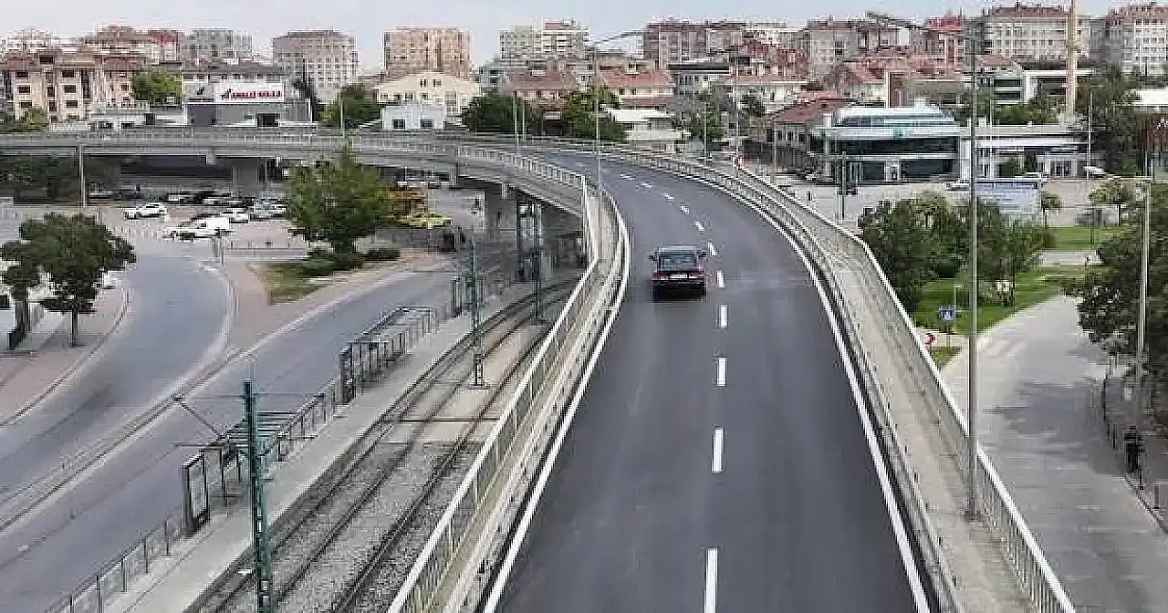 Konya'da sürücüler dikkat: Bu kritik yollar gece saatlerinde trafiğe kapatılacak